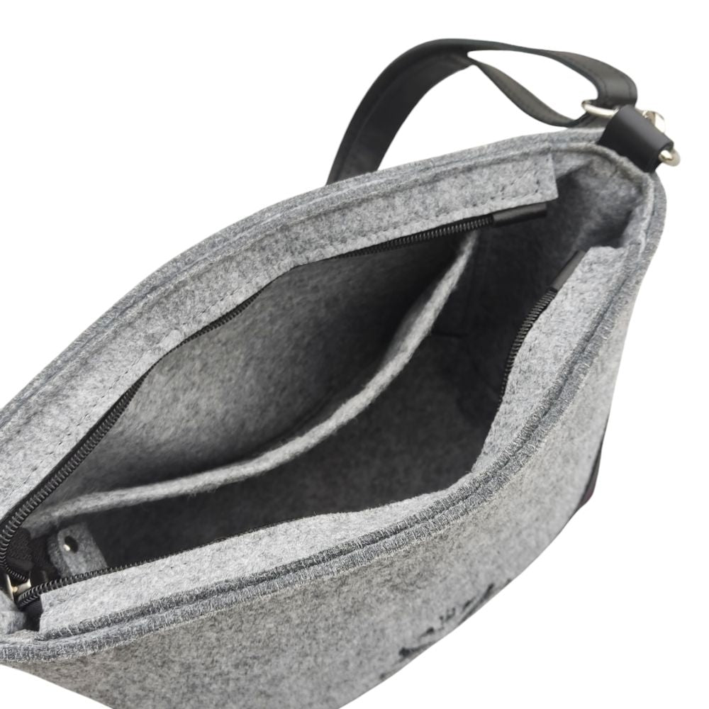 "Luna" - un sac en feutre subtil et élégant